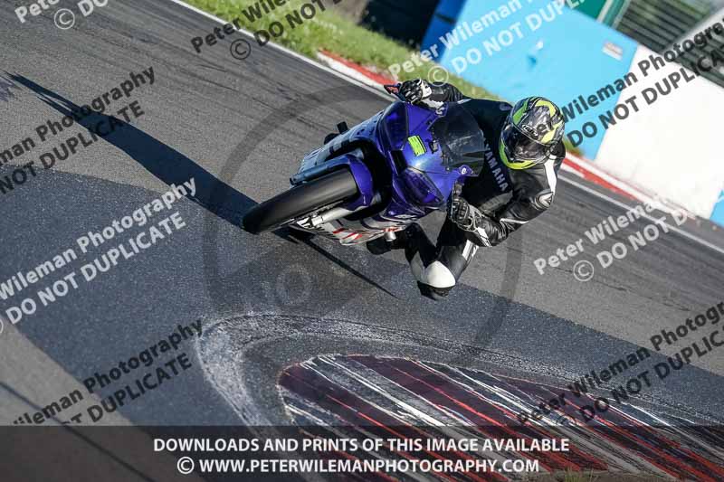 donington no limits trackday;donington park photographs;donington trackday photographs;no limits trackdays;peter wileman photography;trackday digital images;trackday photos